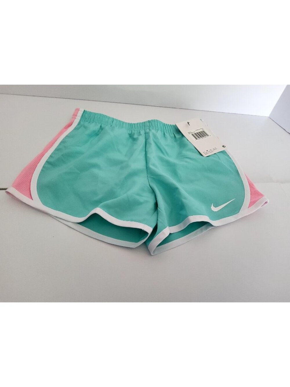 Nike Girls (Little Kids) Dry Tempo Dri-FIT Shorts – Tropical Twist Size 6X NWT